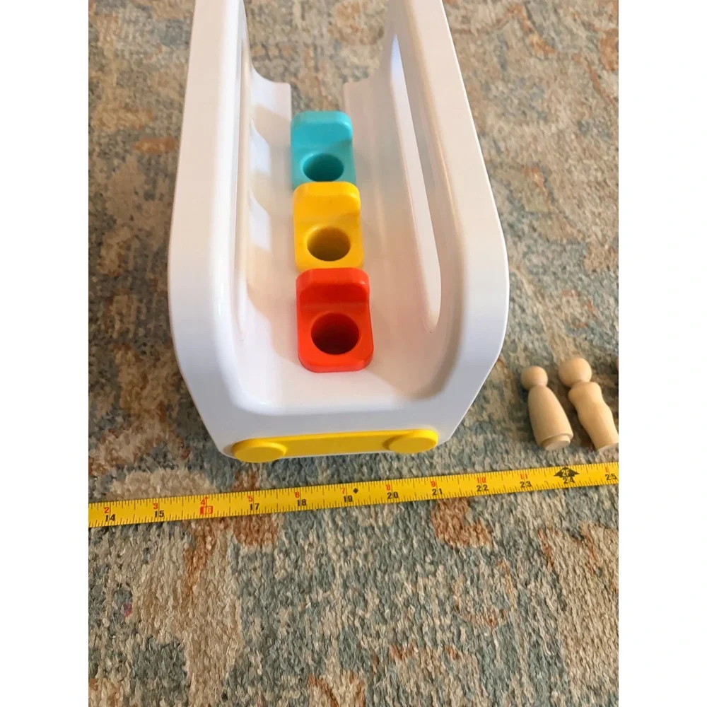 Lovevery Wheel Around Town Bus Montessori Toy with Peg People